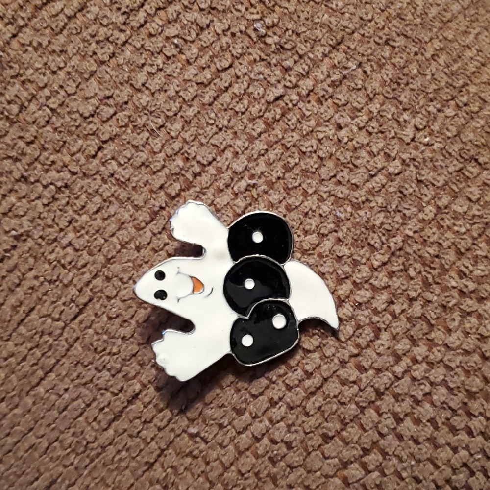 Boo ghost pin